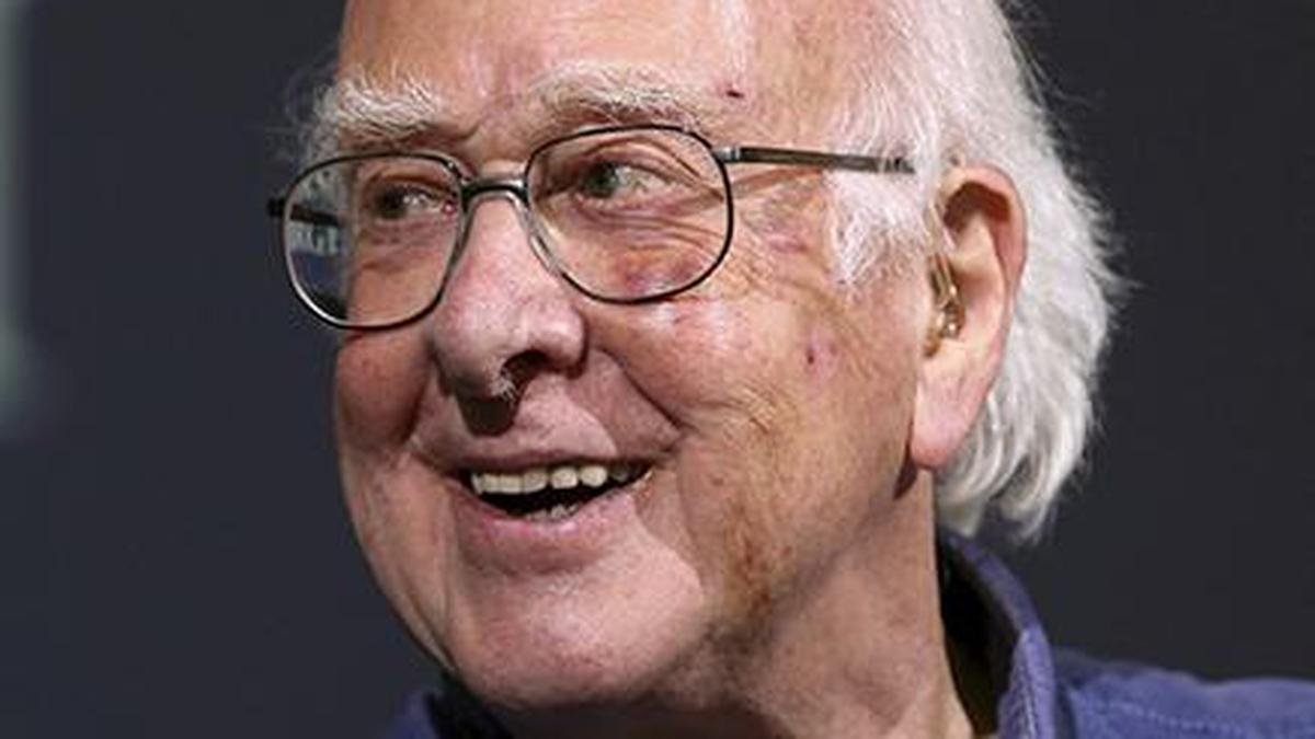 Peter Higgs, who proposed existence of Higgs boson particle, has died at 94, university says