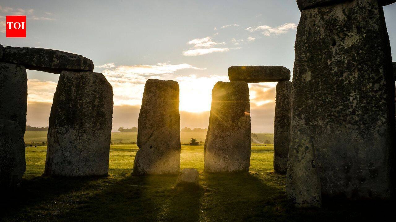 Stonehenge mystery revealed: A forgotten wooden structure may reveal how ancient Britains first tracked the sun | World News