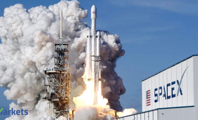 Musk’s SpaceX adds billions in debt while cutting interest