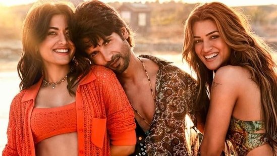 Cocktail 2 box office collection day 5: Shahid Kapoor, Kriti, Rashmika film crosses ₹60 crore, beats Param Sundari