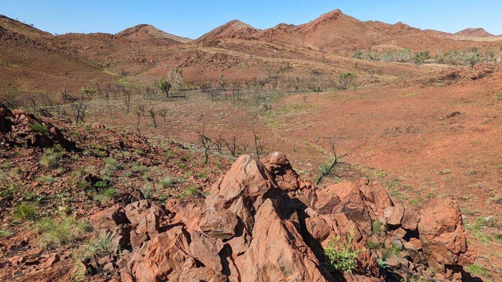 Huge crater in Australia may be Earth’s oldest known impact site, but scientists diagree | Technology News