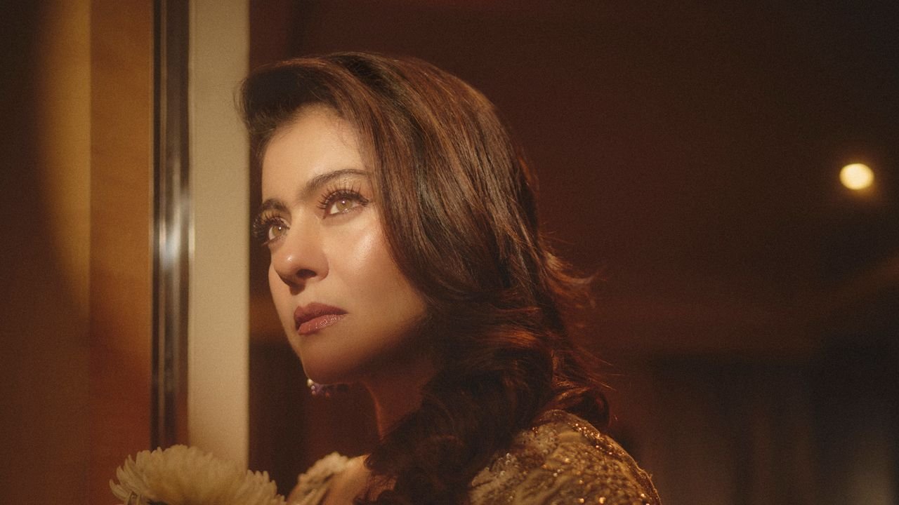 Kajol’s Varun Bahl sari is inundated with hand-embroidered, three-dimensional floral appliqués