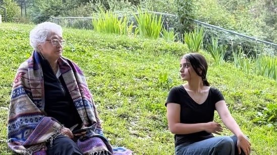 Nafisa Ali, 69 completes 11000 feet trek near Rohtang amid cancer battle, admits it made her feel ‘brand new’